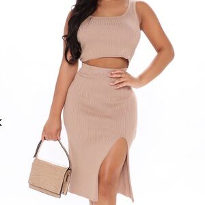 FASHION NOVA - Undeniable Pleasures Skirt Set